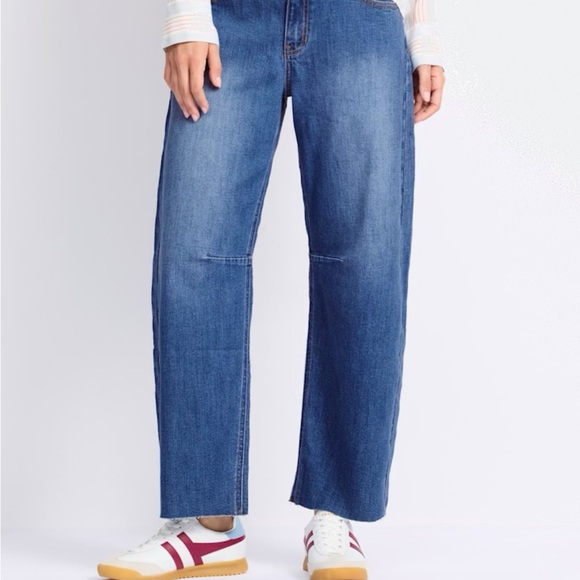 Classic Blue High Rise Women's Jeans - Picture 2 of 4